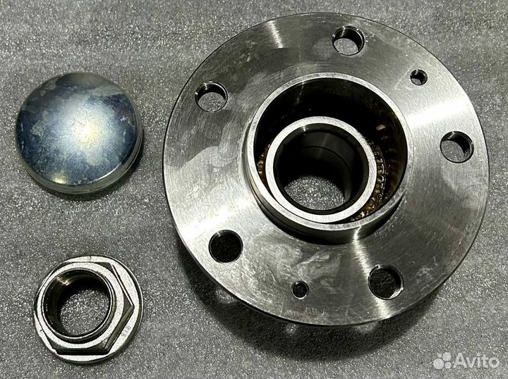 R140.89 NTN / SNR Ступица задняя