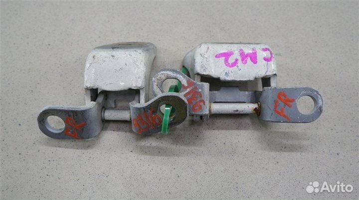 Петля дверная передняя правая Honda Accord CL7