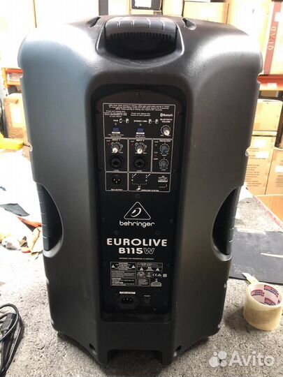 Акустическая система Behringer B115W (арт. 306795)