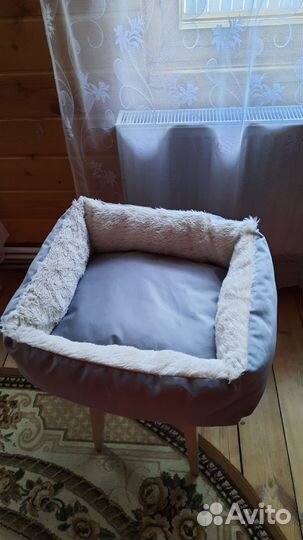 Лежанка для собак и кошек