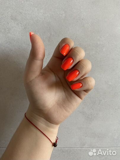 Маникюр, педикюр, наращивание ногтей