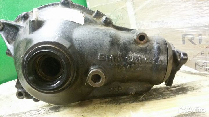 Передний редуктор BMV X5 E53. 4.10