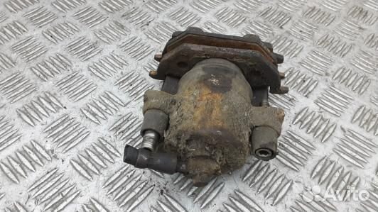 Суппорт тормозной передний правый skoda octavia A5