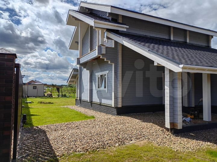 Дом 198,5 м² на участке 15 сот.