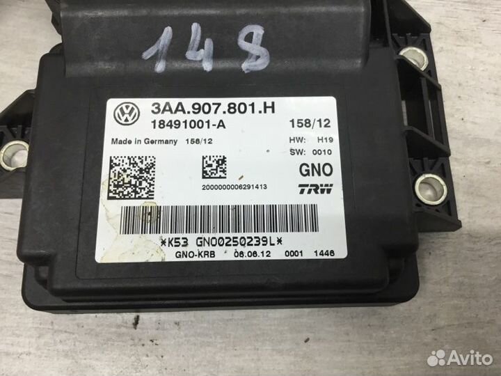 Блок управления стояночным тормозом Volkswagen