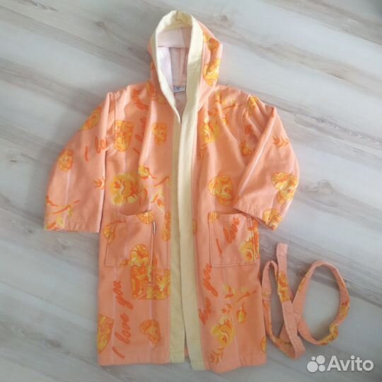 Халат махровый на девочку 150 ростом