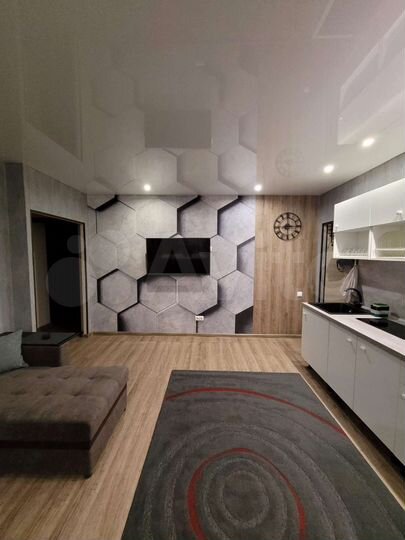 4-к. квартира, 70 м², 1/5 эт.