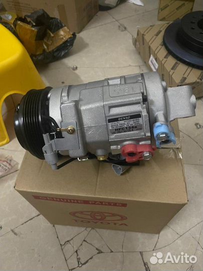 Компрессор кондиционера Toyota Land Cruiser 200