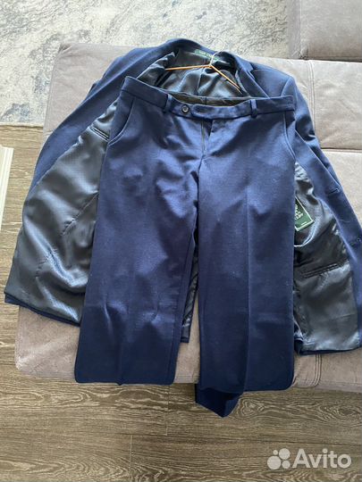 Костюм мужской