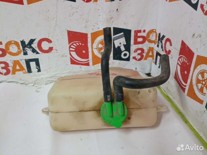 Расширительный бачок Suzuki SX4 2010