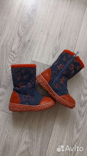 Сапоги для девочки