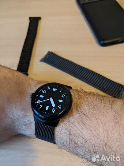 Обмен Google Pixel Watch 1 Wi-Fi Black на Silver