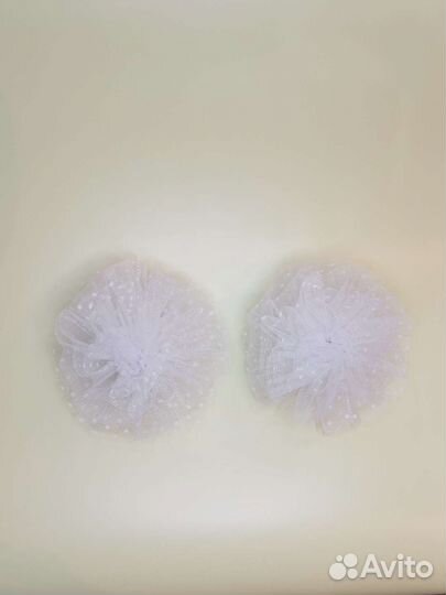 Белые банты из фатина в горошек 2шт на праздник