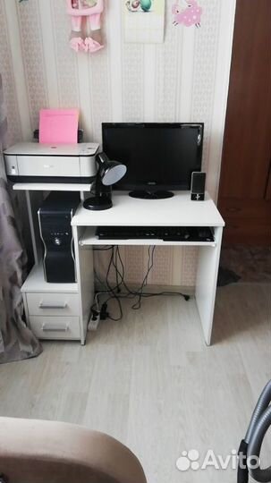 Компьютерный стол Джаз-24 Левый Белый