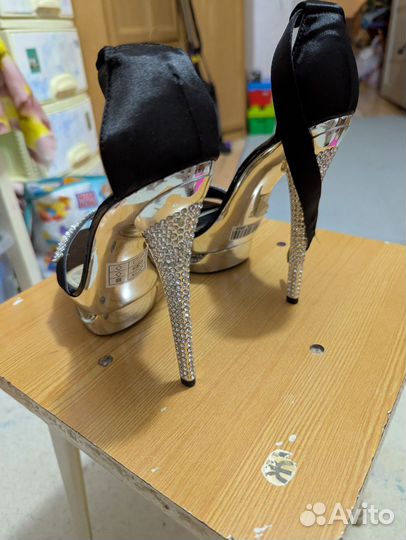 Туфли женские 38 размер