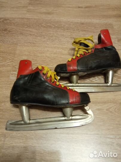 Коньки хок. СССР 1971 г. 37 раз.и 42 раз. 1986 г