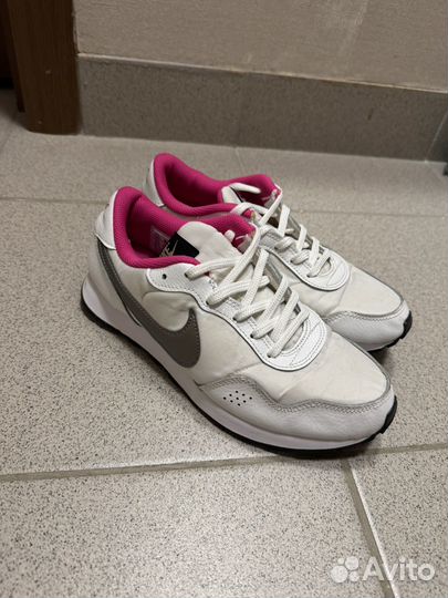 Кроссовки nike