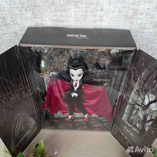 Кукла Монстер Хай Дракула Скулектор В наличии