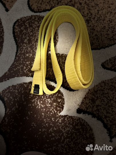 Пояс желтый