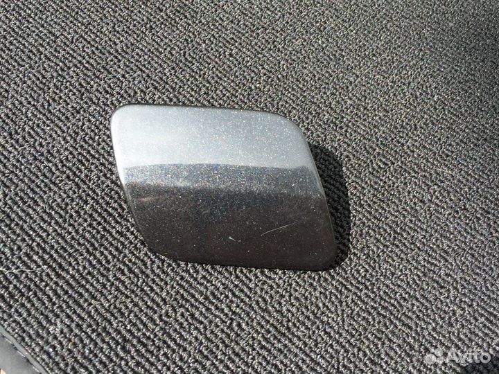 Заглушка омывателя фар touareg GP рестайлинг