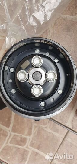 Помпа volkswagen 1.4. 03C121 004 J