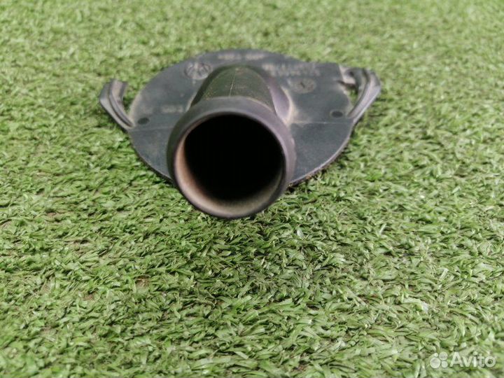 Деталь Volkswagen Touareg 1 2008