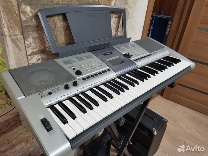 Синтезатор Yamaha Psr e 403