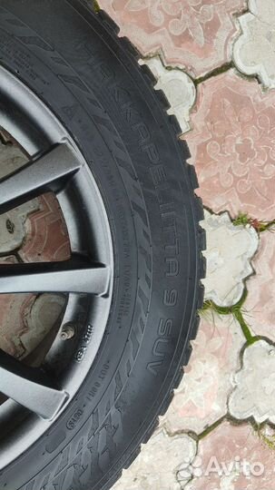 Зимняя резинаNokian Hakkapeliitta 9 SUV 225/65 R17