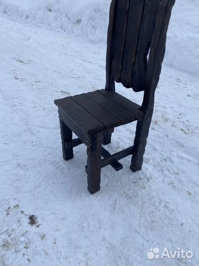 Стул деревянный