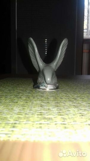 Фарфоровая статуэтка кмв