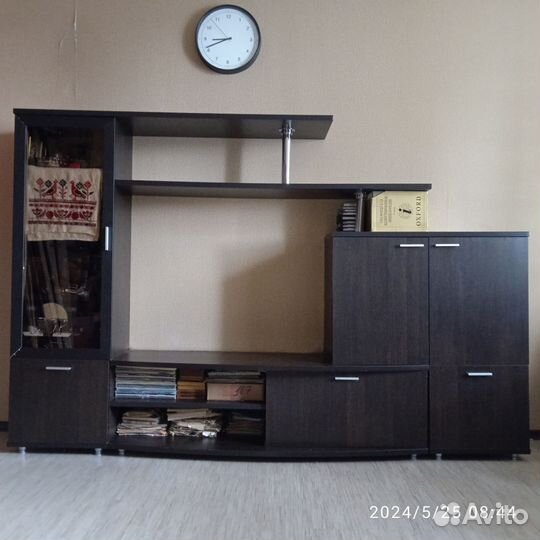 Стенка в гостиную бу