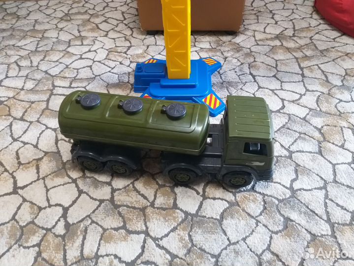 Детские игрушки