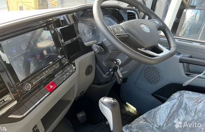 Shacman (Shaanxi) SX42586V385, 2023