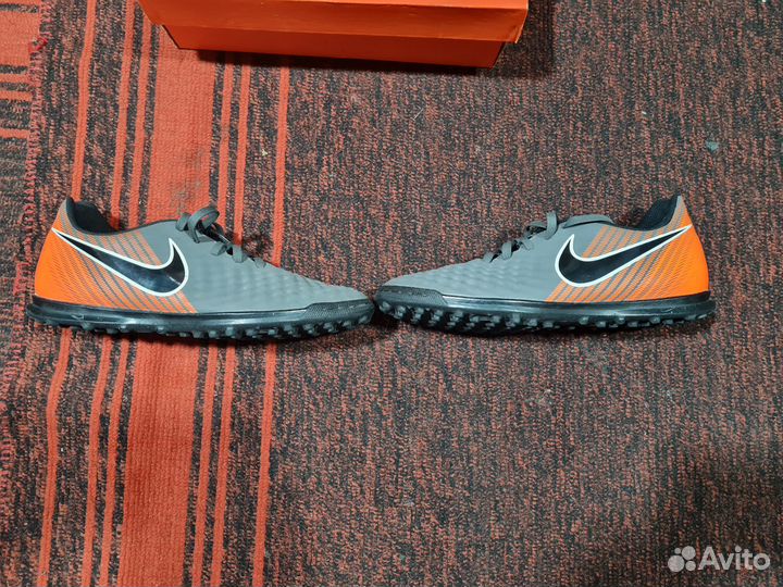 Бутсы футбольные Nike Magista ObraX 2 Club TF