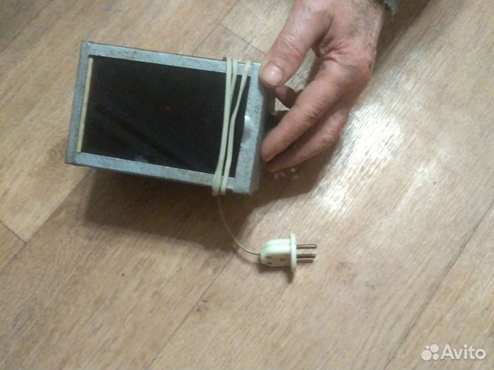 Фонарь красный