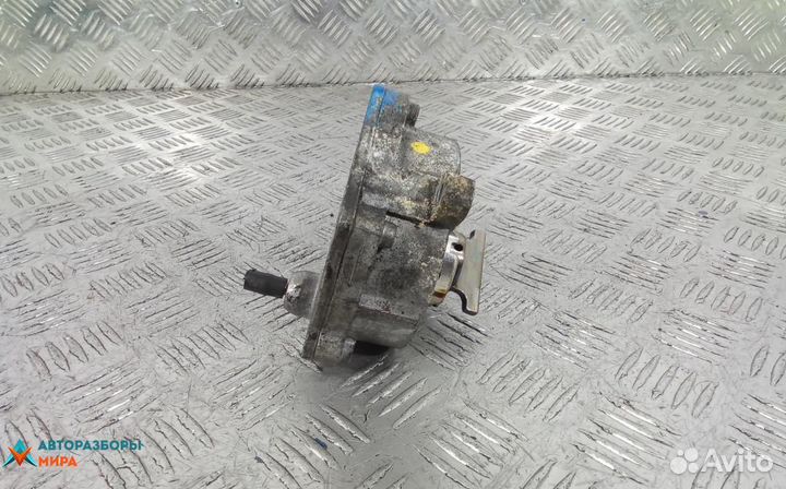 Насос вакуумный BMW 6 E63/E64 2004