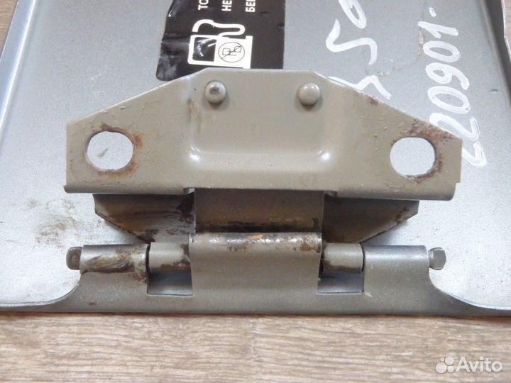 Лючок бензобака ваз 2115