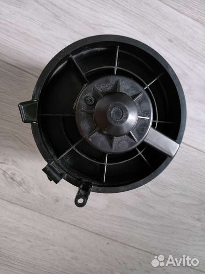Моторчик печки nissan Х-trail T31 оригинал