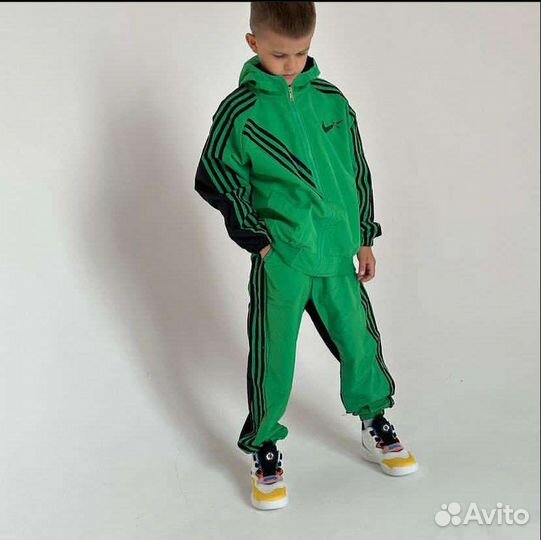 Спортивный костюм для мальчика 128 134