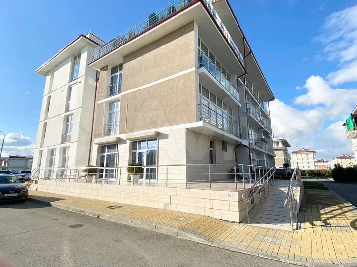 Гостиница, 650 м²