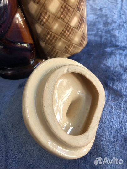 Статуэтка медведь с корзиной Майолика Гжель