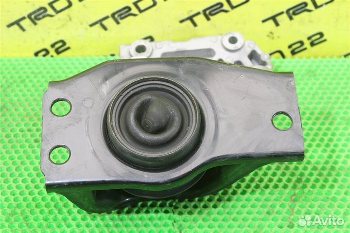 Подушка двигателя правая Nissan X-Trail TNT31