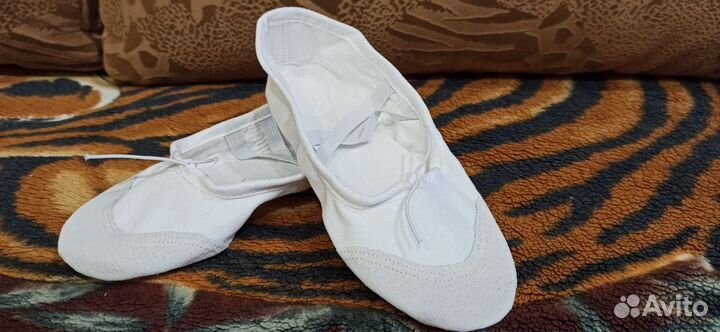 Балетки белые для танцев