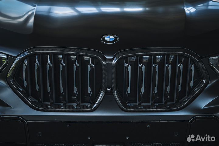 Карбоновая решетка радиатора BMW X6M F96