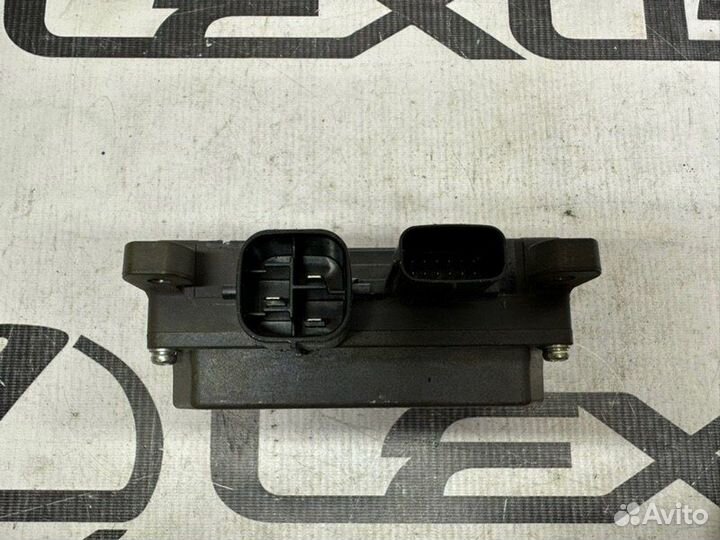 Блок управления стабилизатором Lexus Rx450H