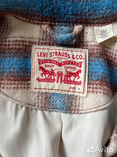 Оригинальное пальто Levi’s из шерсти