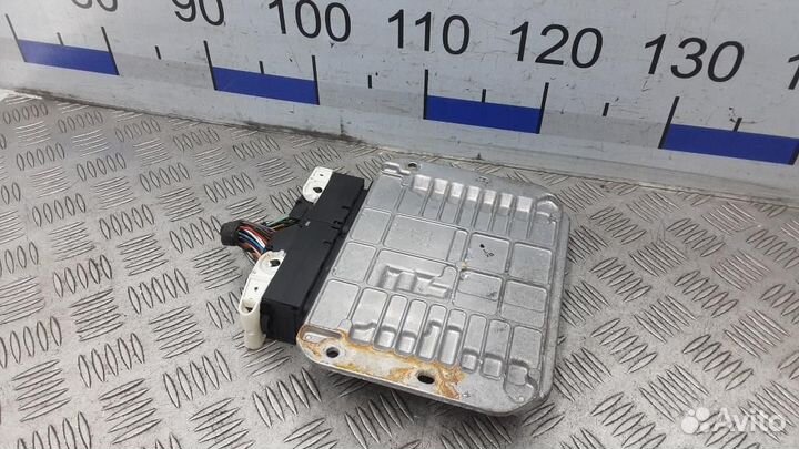 Блок управления двигателем Mitsubishi Montero/Paje