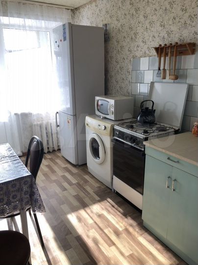 2-к. квартира, 46 м², 3/3 эт.