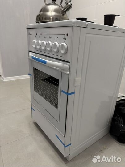 Плита электрическая новая от застройщика