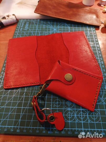 Изделия из кожи ручной работы на заказ